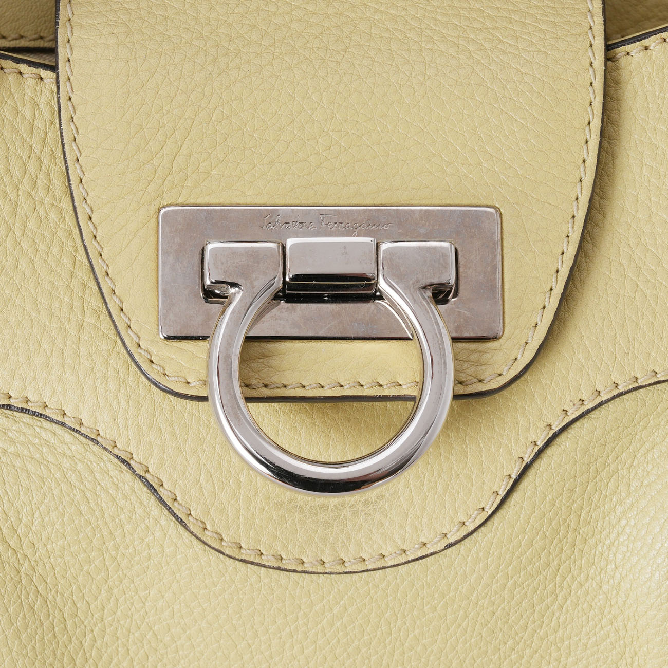 FERRAGAMO(USED)페레가모 간치니 토트백